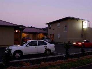 Motel Shortland Court 4*