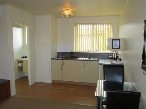 Shortland Court Thames